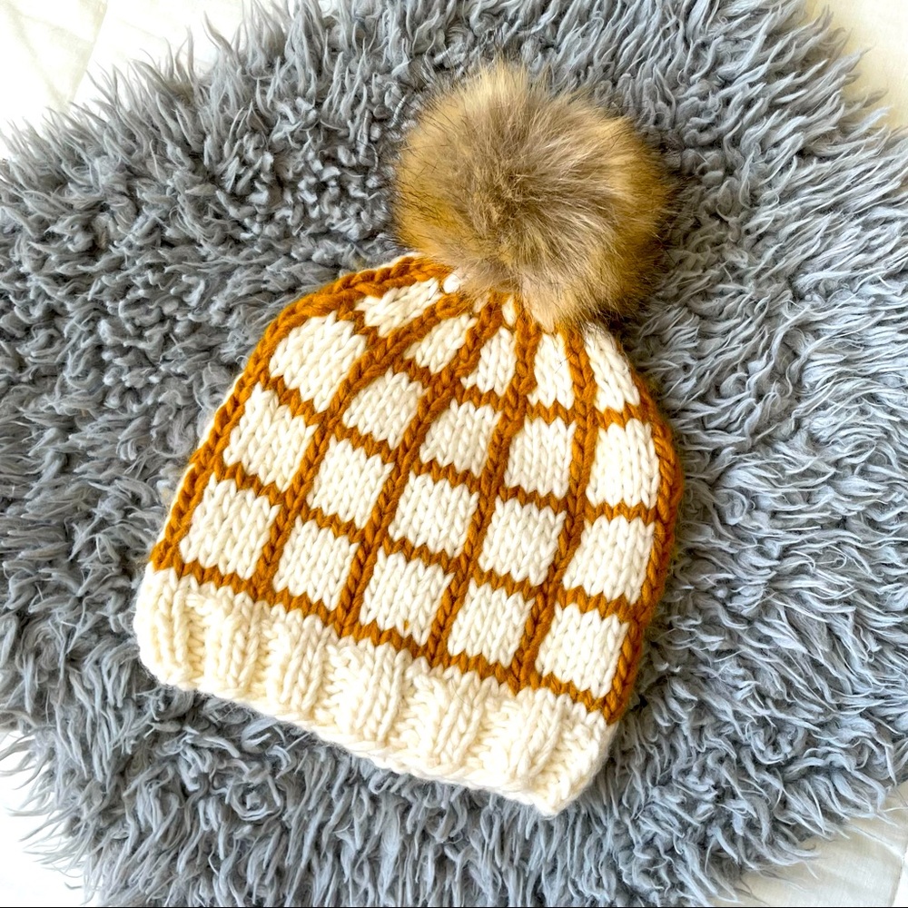 Blueberry Hill/Boutique knit Children’s Pom Hat